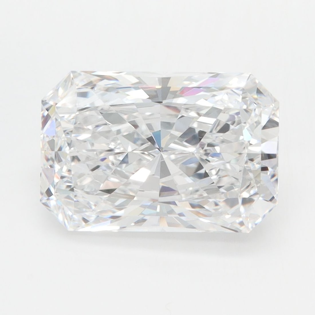 Loose Diamond - RADIANT 4.04ct D IF: Loose Diamond - RADIANT 4.04ct D IF Source: This is a real non-mined Diamond that has been grown in a lab Shape: RADIANT Carats: 4.04 Color: D Clarity: IF Certification: IGI Video: