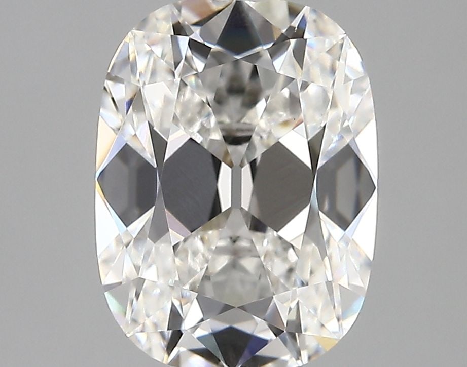 Loose Diamond - CUSHION MODIFIED 3.18ct E VVS2: Loose Diamond - CUSHION MODIFIED 3.18ct E VVS2 Source: This is a real non-mined Diamond that has been grown in a lab Shape: CUSHION MODIFIED Carats: 3.18 Color: E Clarity: VVS2 Certification: IGI