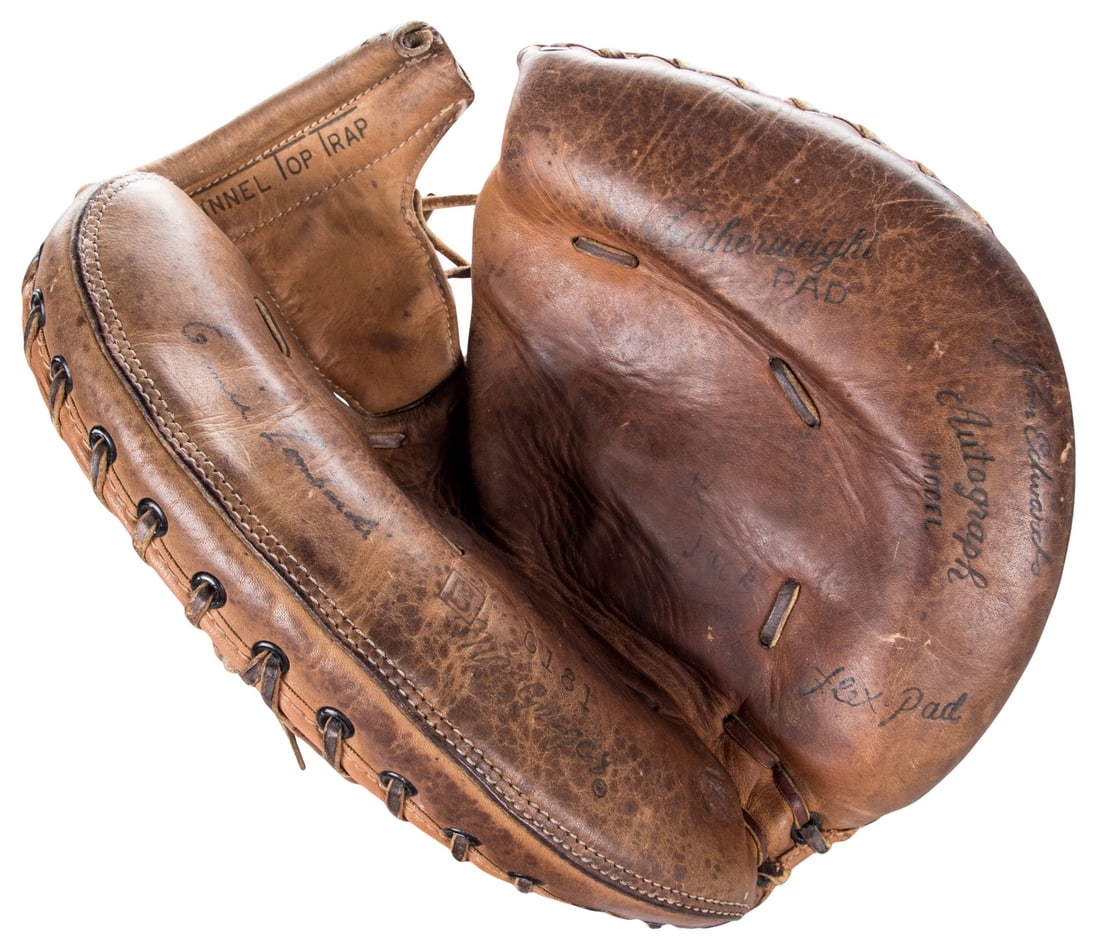 Rare Ernie Lombardi Signed MacGregor Catchers Mitt PSA DNA COA (1 of 6)