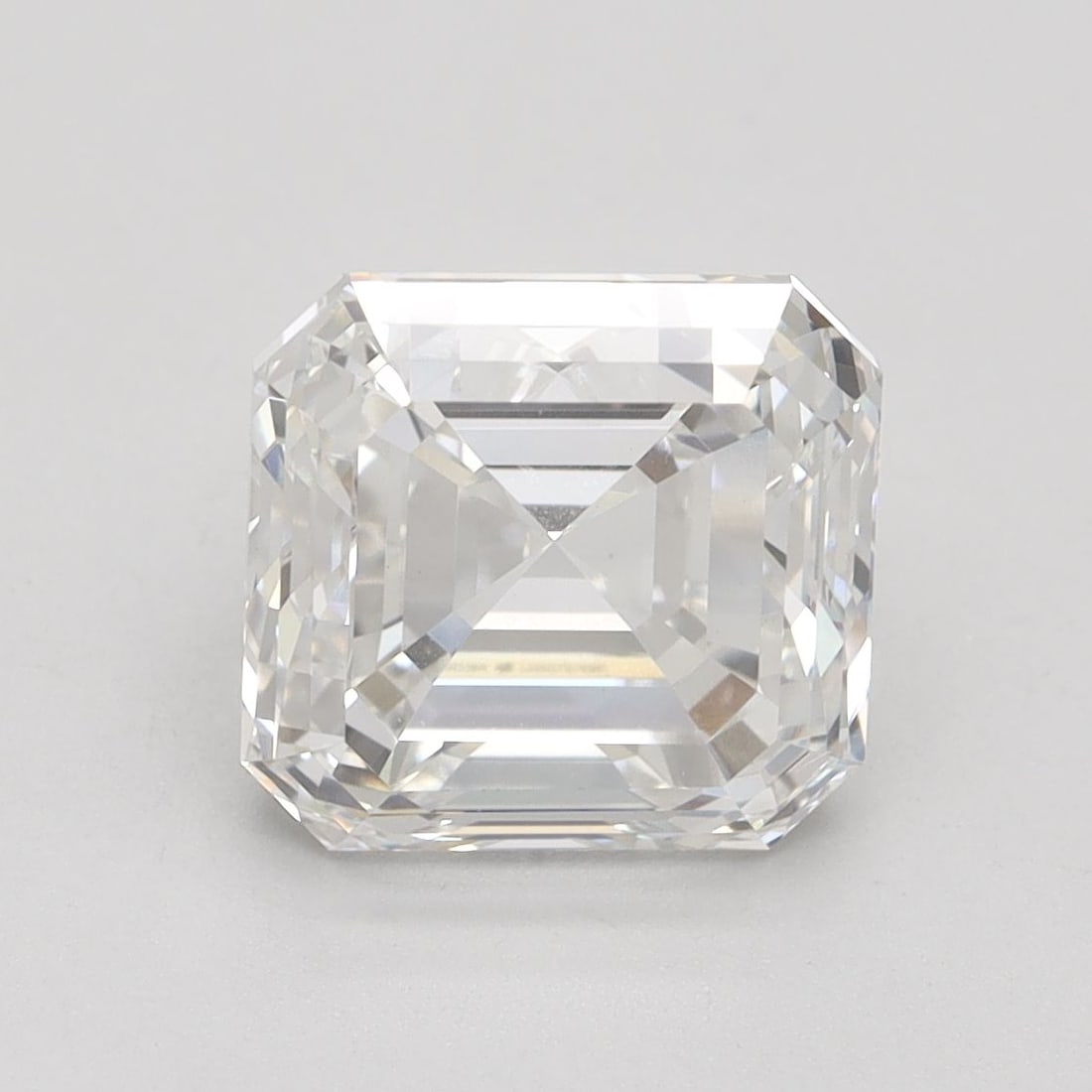 Loose Diamond - SQUARE EMERALD 4.02ct G VS1: Loose Diamond - SQUARE EMERALD 4.02ct G VS1 Source: This is a real non-mined Diamond that has been grown in a lab Shape: SQUARE EMERALD Carats: 4.02 Color: G Clarity: VS1 Certification: IGI Video: