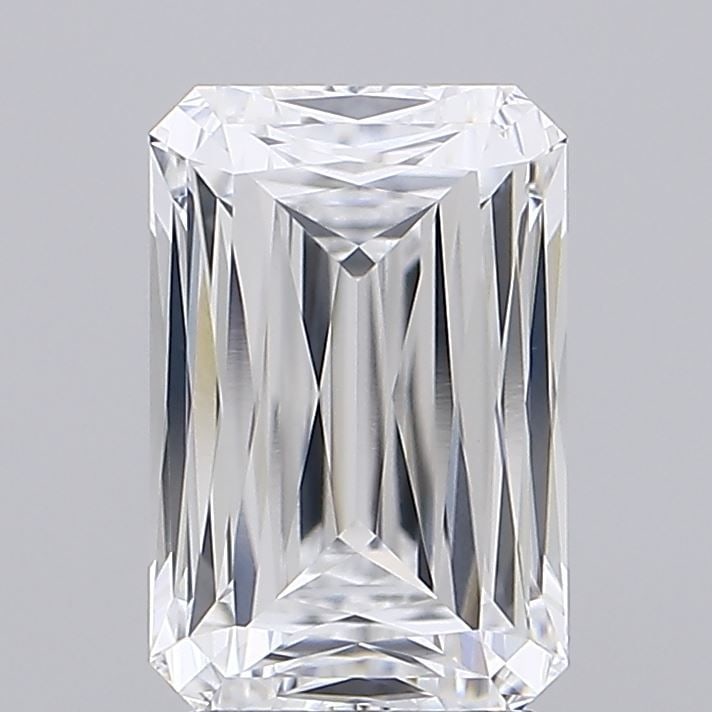 Loose Diamond - RADIANT 3.17ct D VVS2: Loose Diamond - RADIANT 3.17ct D VVS2 Source: This is a real non-mined Diamond that has been grown in a lab Shape: RADIANT Carats: 3.17 Color: D Clarity: VVS2 Certification: IGI Video: