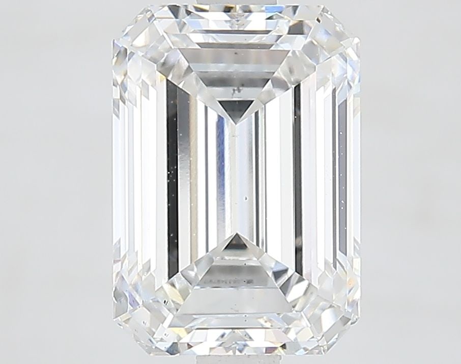 Loose Diamond - EMERALD 2.77ct E VS1: Loose Diamond - EMERALD 2.77ct E VS1 Source: This is a real non-mined Diamond that has been grown in a lab Shape: EMERALD Carats: 2.77 Color: E Clarity: VS1 Certification: IGI Video: