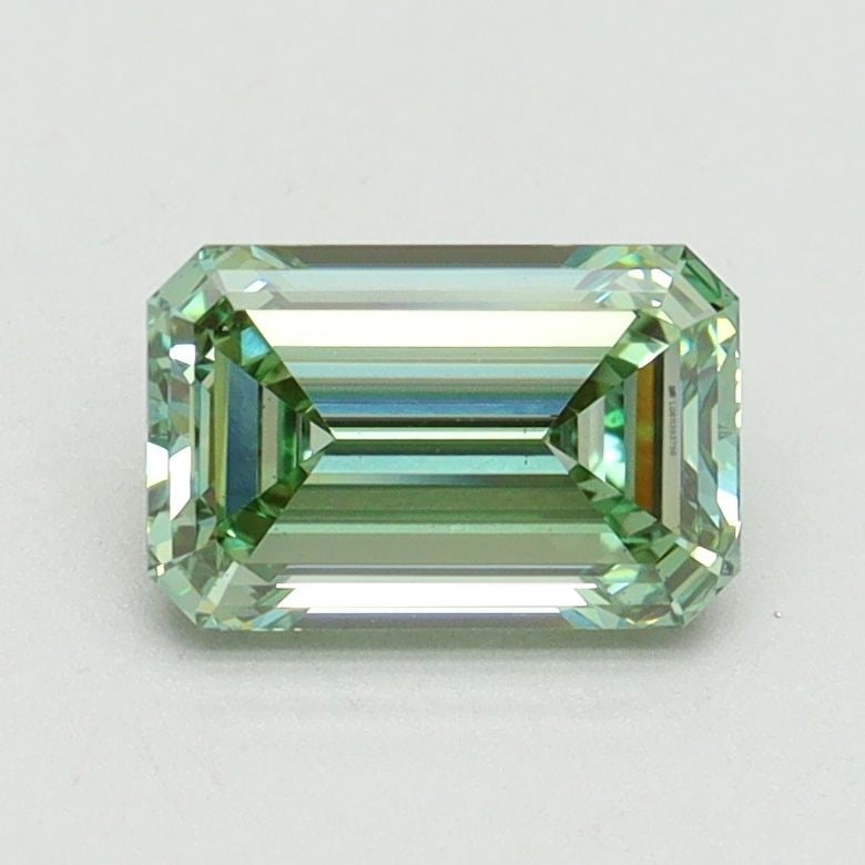 Loose Diamond - EMERALD 1.04ct Fancy Vivid Green VS1: Loose Diamond - EMERALD 1.04ct Fancy Vivid Green VS1 Source: This is a real non-mined Diamond that has been grown in a lab Shape: EMERALD Carats: 1.04 Color: Fancy Vivid Green Certification: IGI Video