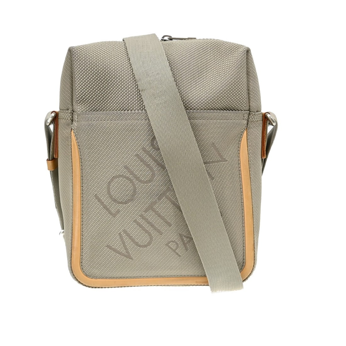 Louis Vuitton Citadin PM Damier Geant Shoulder Bag Beige: Louis Vuitton Citadin PM Damier Geant Shoulder Bag Beige This Louis Vuitton Citadin PM shoulder bag features the signature Damier Geant canvas in beige, complemented by leather accents and a logo deta
