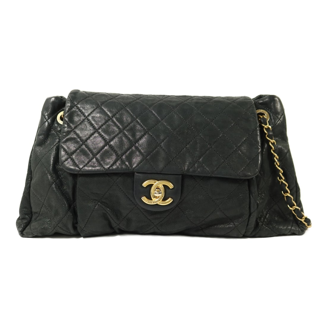 Chanel Calfskin Chain Shoulder Bag with Gold Hardware in Dark Green: Chanel Calfskin Chain Shoulder Bag with Gold Hardware in Dark Green This CHANEL CC shoulder bag is crafted from dark green calfskin leather and features a chain strap. It is designed in a regular size
