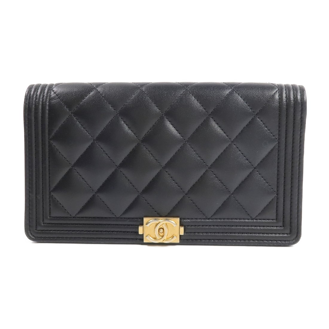 CHANEL Boy Wallet Black Calfskin GHW A80285: CHANEL Boy Wallet Black Calfskin GHW A80285 This CHANEL Boy wallet features a classic bifold design crafted from black calfskin leather. It is designed for women and showcases the signature CC detail.