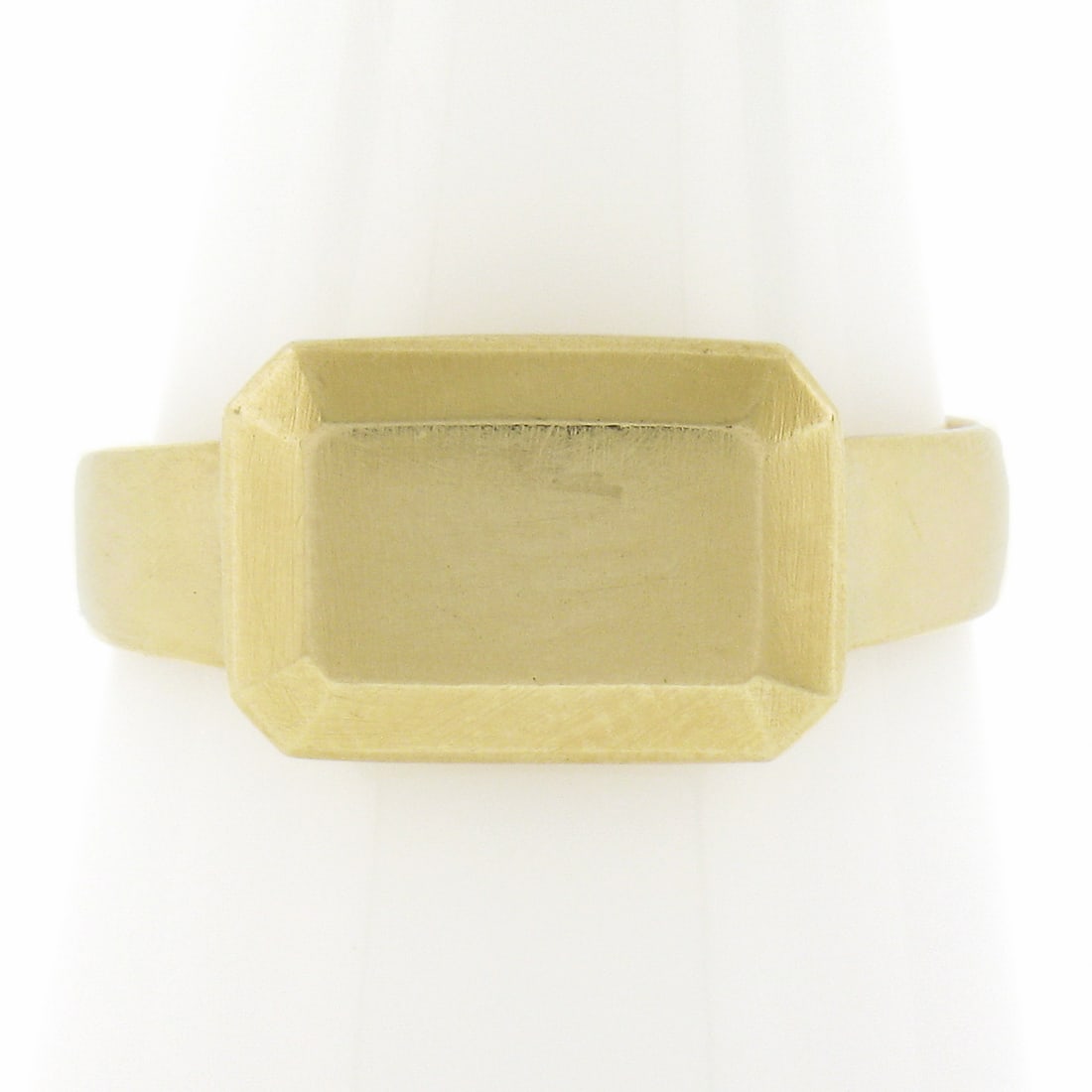 14K Yellow Gold Rectangular Signet Ring Size 7 Engravable Matte Finish (1 of 5)