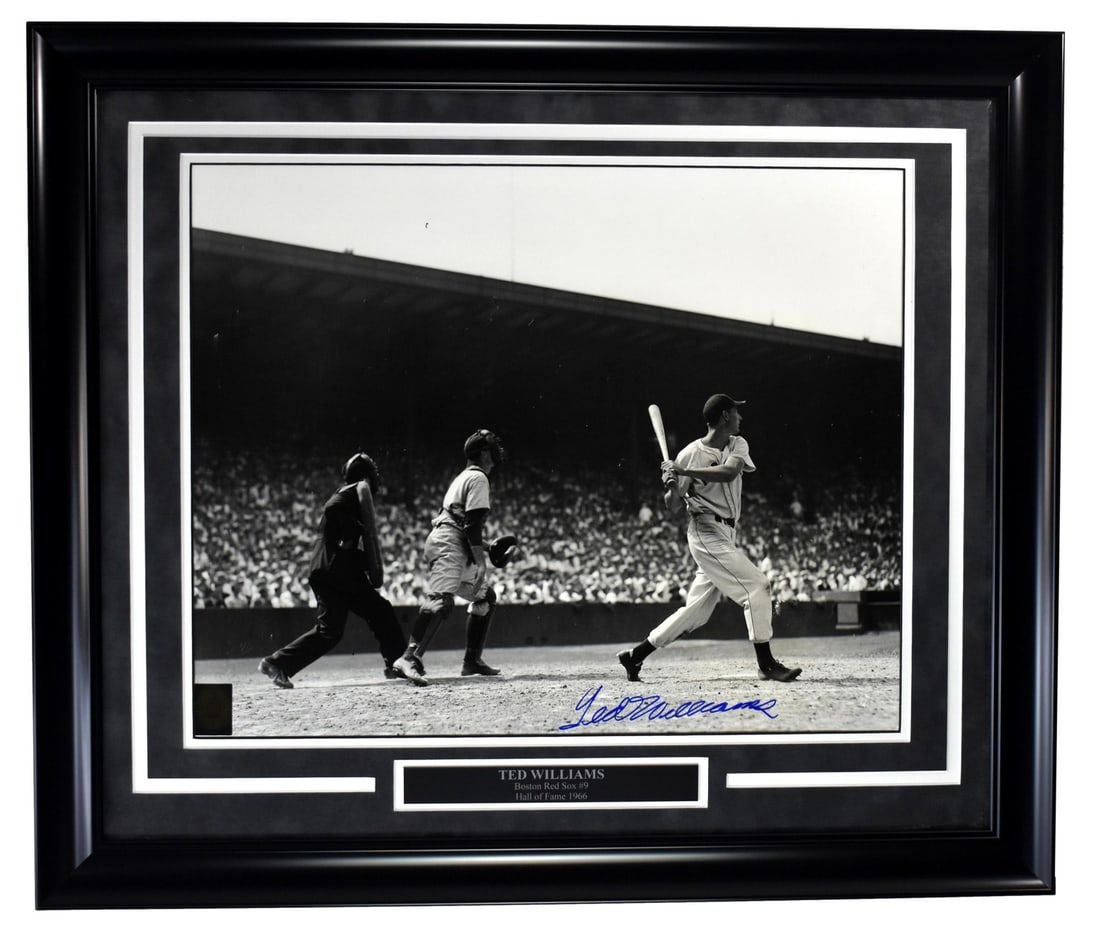 Framed Ted Williams autographed 16x20 Red Sox photo Green Diamond hologram: Framed Ted Williams autographed 16x20 Red Sox photo Green Diamond hologram This professionally framed 16x20 inch black and white photo features the authentic signature of Ted Williams, legendary playe