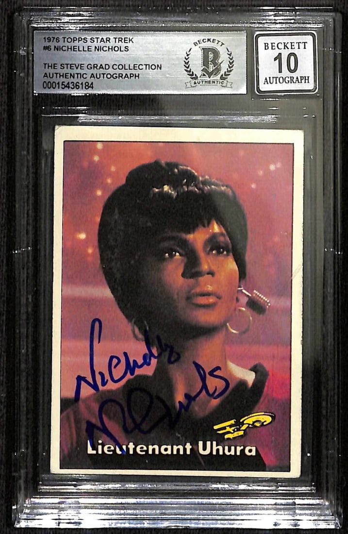 Nichelle Nichols Signed 1976 Topps Star Trek #6 Autographed Card Beckett 10: Nichelle Nichols Signed 1976 Topps Star Trek #6 Autographed Card Beckett 10 This autographed 1976 Topps Star Trek #6 trading card features the signature of Nichelle Nichols, who portrayed Lieutenant U