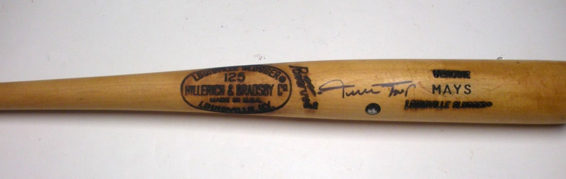 Willie Mays Autographed Bat With Hologram San Francisco Giants: Willie Mays Autographed Bat With Hologram San Francisco Giants This is a pre-owned baseball bat signed by Willie Mays, commemorating his legendary career with the San Francisco Giants. The bat is an o