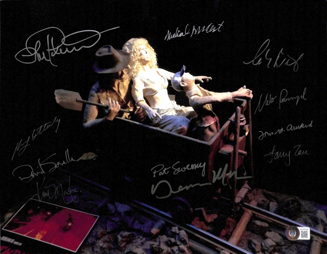 Indiana Jones Temple of Doom 11x14 Photo Signed by 10 ILM Crew BECKETT Authenticated: Indiana Jones Temple of Doom 11x14 Photo Signed by 10 ILM Crew BECKETT Authenticated This rare 11x14 color matte finish photograph captures the actual mine car miniature used in the filming of "Indian