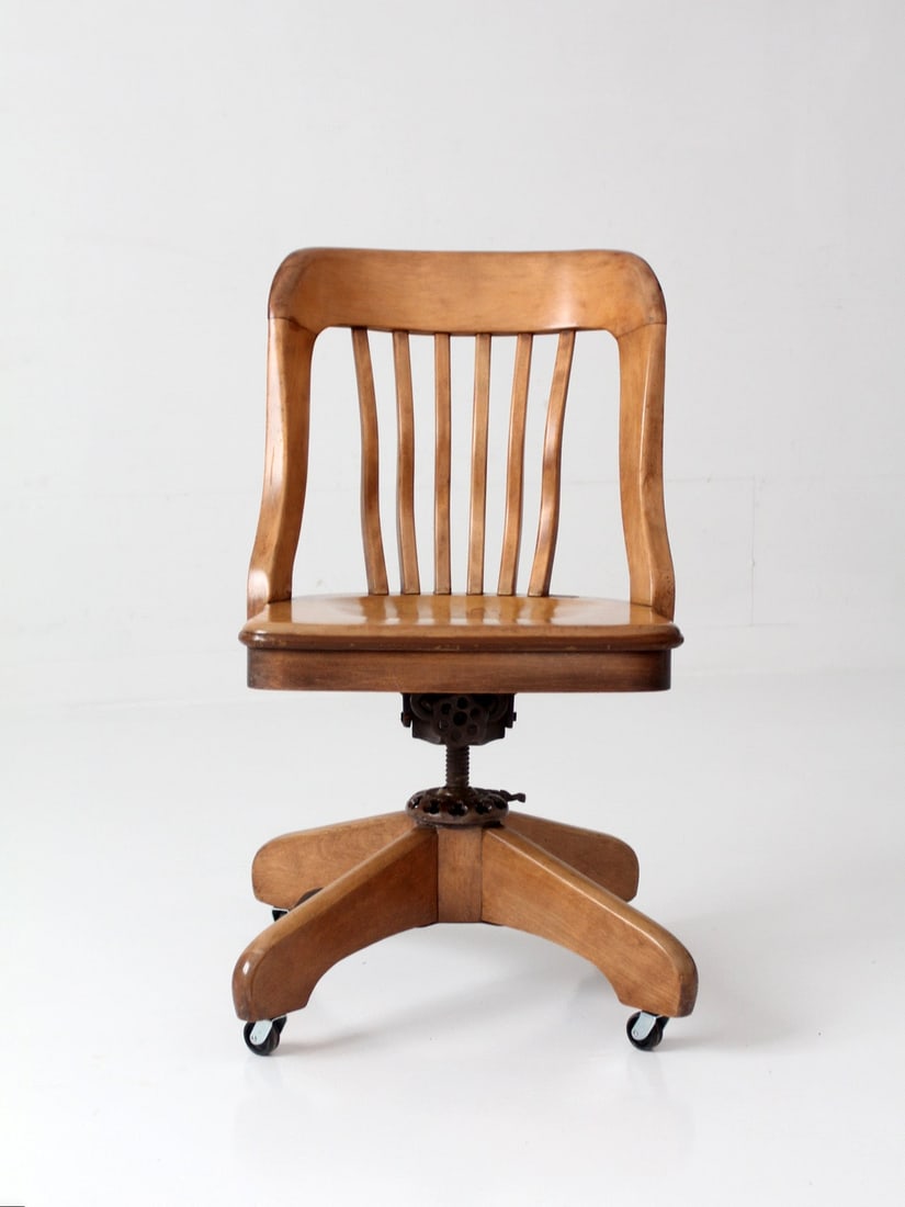 Early 20th Century Chicago Wood Office Swivel Chair with Cast Iron Base (1 of 16)
