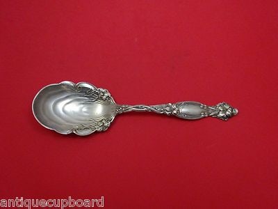 Frontenac sterling berry serving spoon 8 3 4 inch International (1 of 2)