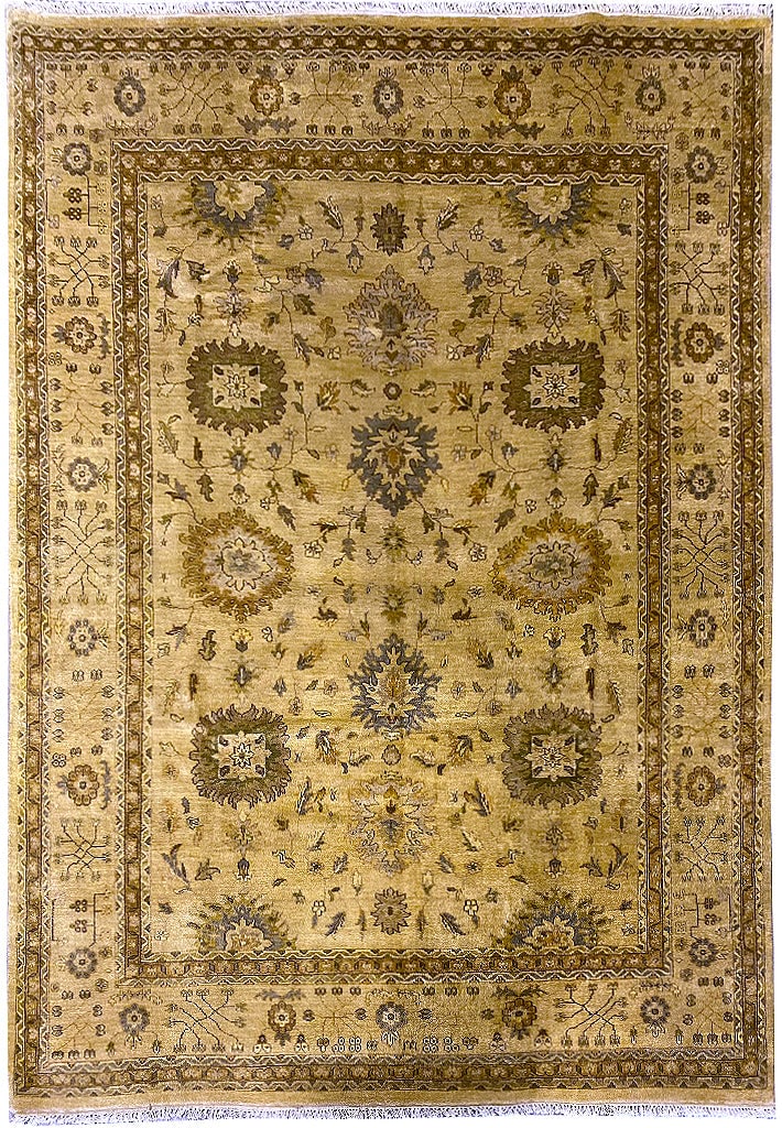 Handmade 8.2 x 10 Oushak Rug Wool Artisan Quality India: Handmade 8.2 x 10 Oushak Rug Wool Artisan Quality India Free continental US Shipping Transform your living space with this exquisite 8' x 10' New Oushak Rug, meticulously handcrafted in India from hig
