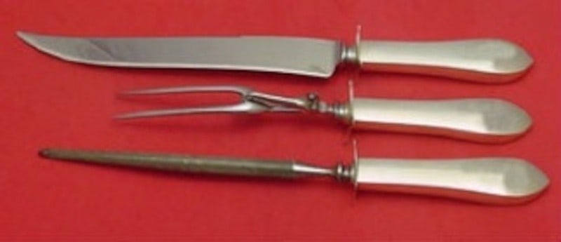 Watson Old Colony Sterling Silver 3pc Roast Carving Set: Watson Old Colony Sterling Silver 3pc Roast Carving Set This exquisite 3-piece roast carving set features the Old Colony pattern by Watson, crafted from sterling silver with stainless steel implements