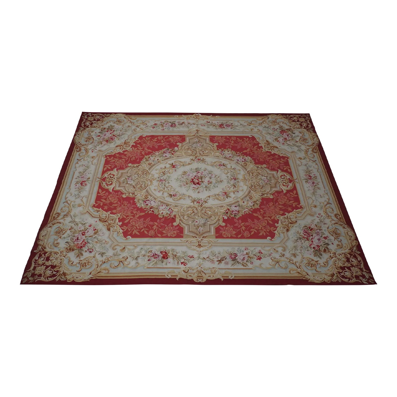 Vintage 40 Year Old French Aubusson 93.5x120 Red Rug: Vintage 40 Year Old French Aubusson 93.5x120 Red Rug Enhance your living space with this exquisite French Aubusson room size rug. Measuring 93.5 x 120 inches, this beautiful piece features a flat wove