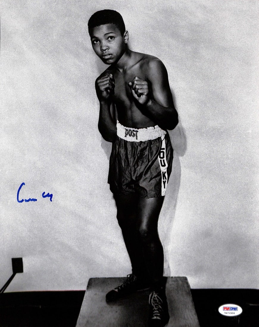 Muhammad Ali Signed 11x14 Photograph PSA/DNA Certified (1 of 1)