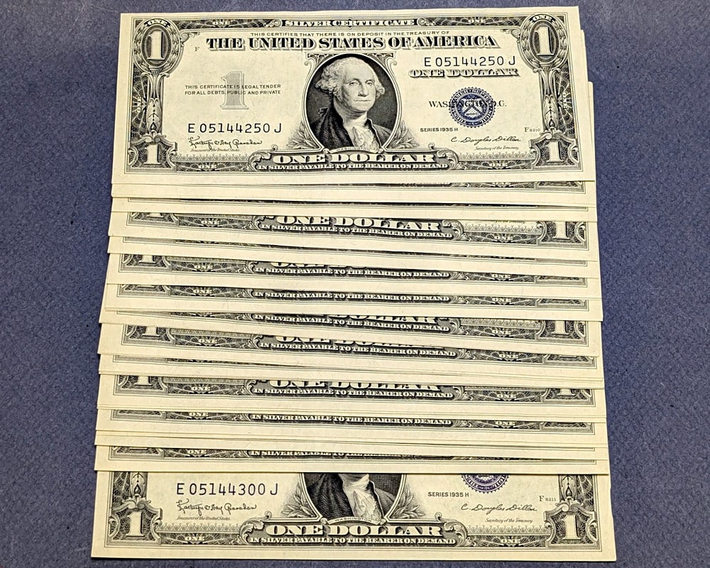 1935-H $1 Silver Certificate 51 Consecutive Notes Choice Uncirculated: 1935-H $1 Silver Certificate 51 Consecutive Notes Choice Uncirculated This listing features a remarkable collection of 51 consecutive $1 Silver Certificates from the year 1935-H, designated as FR. 161