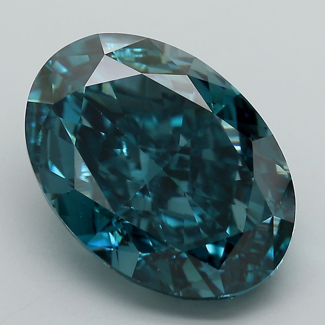 Loose Diamond - OVAL 7.96ct Fancy Vivid Blue VS1: Loose Diamond - OVAL 7.96ct Fancy Vivid Blue VS1 Source: This is a real non-mined Diamond that has been grown in a lab Shape: OVAL Carats: 7.96 Color: Fancy Vivid Blue Certification: IGI Video: