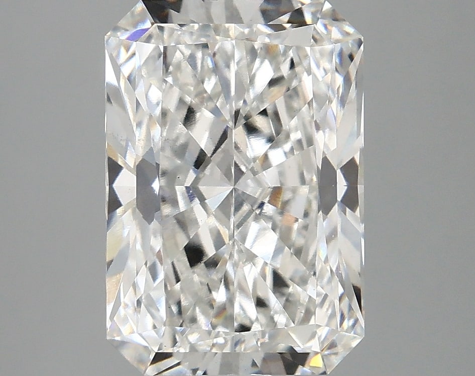 Loose Diamond - RADIANT 3.89ct F VS2: Loose Diamond - RADIANT 3.89ct F VS2 Source: This is a real non-mined Diamond that has been grown in a lab Shape: RADIANT Carats: 3.89 Color: F Clarity: VS2 Certification: IGI Condition: Pre-Owned Add