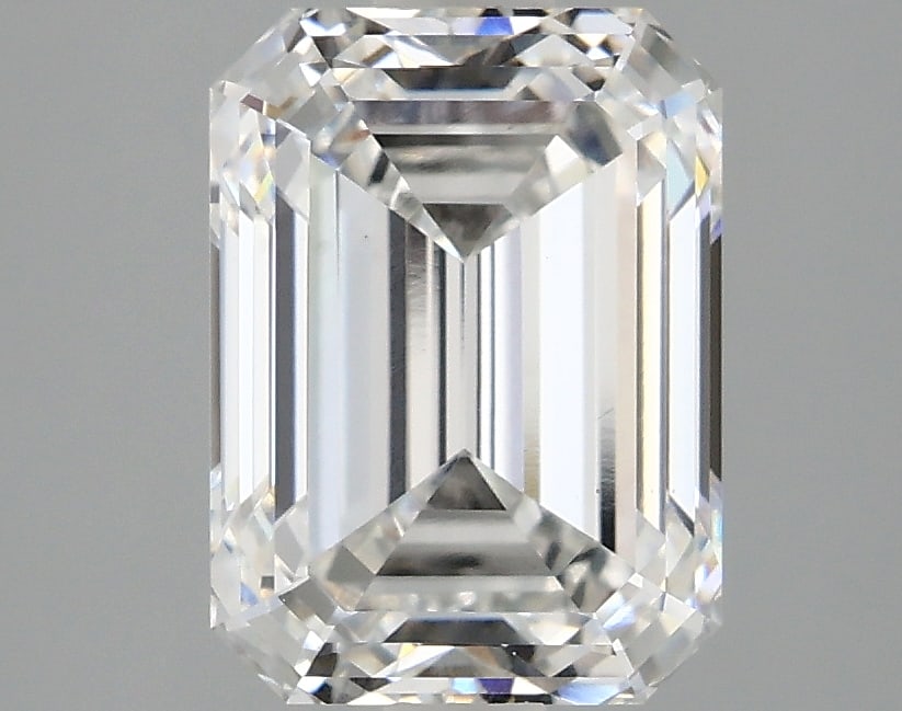 Loose Diamond - EMERALD 3.08ct E VS1: Loose Diamond - EMERALD 3.08ct E VS1 Source: This is a real non-mined Diamond that has been grown in a lab Shape: EMERALD Carats: 3.08 Color: E Clarity: VS1 Certification: IGI Condition: Pre-Owned Add