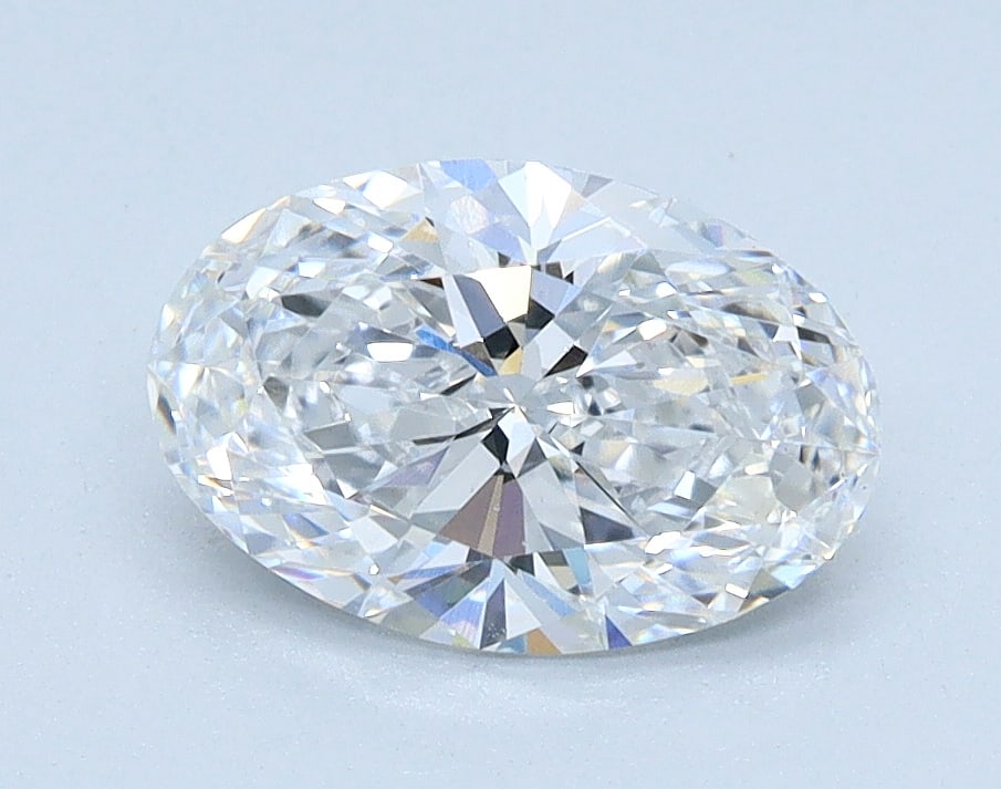 Loose Diamond - OVAL 1ct D VS2: Loose Diamond - OVAL 1ct D VS2 Source: This is a real non-mined Diamond that has been grown in a lab Shape: OVAL Carats: 1 Color: D Clarity: VS2 Certification: IGI Condition: Pre-Owned Additional imag