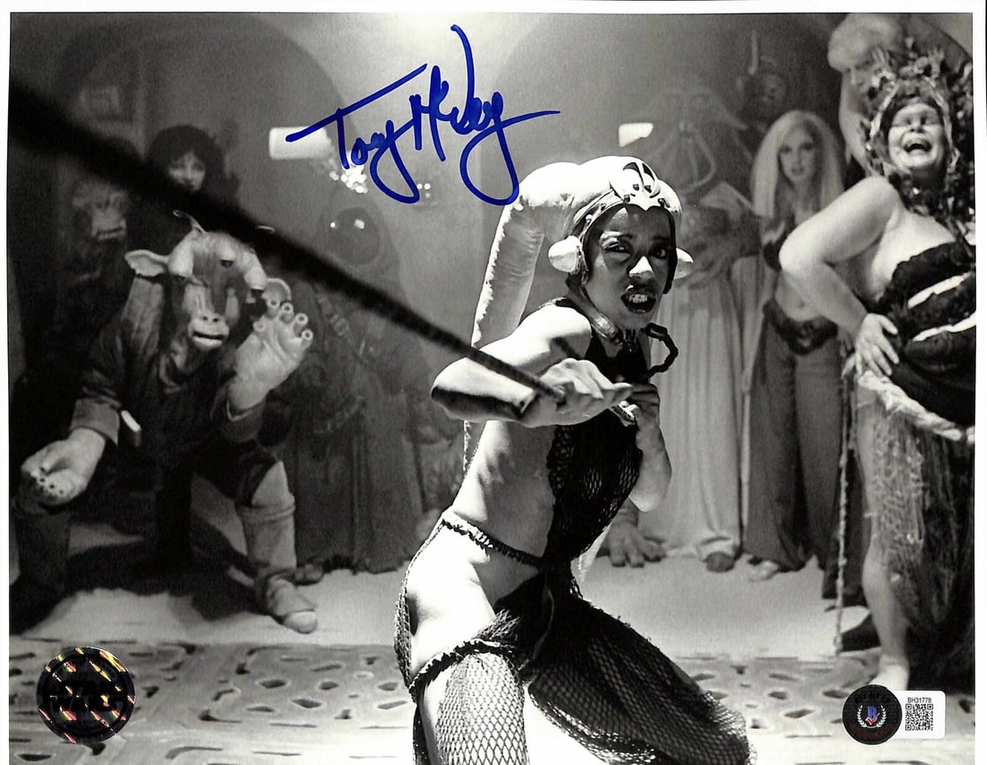 Tony McVey Signed 8x10 Photograph Oola Star Wars ROTJ Beckett Authenticated (1 of 1)