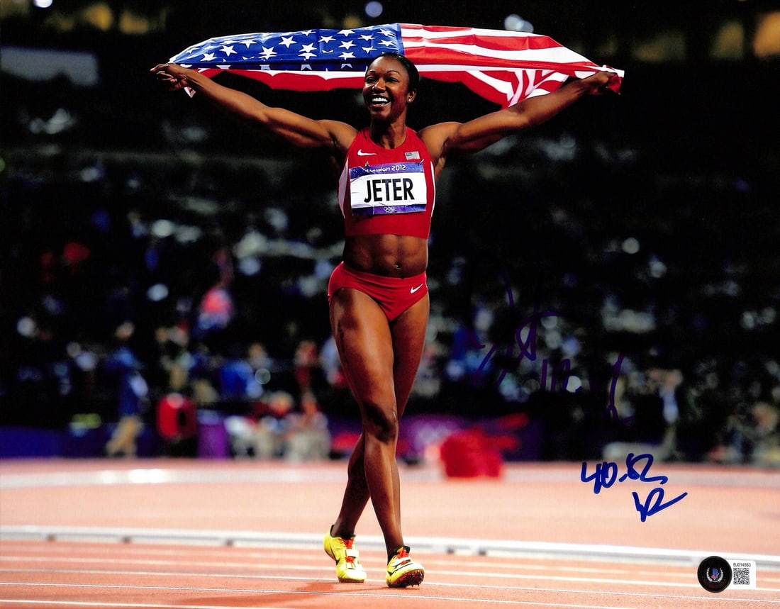 Carmelita Jeter Signed 11x14 Photo Beckett Certified: Carmelita Jeter Signed 11x14 Photo Beckett Certified This stunning 11x14 photograph captures Carmelita Jeter, the celebrated Olympic athlete, in a moment of triumph. The image features her authentic s