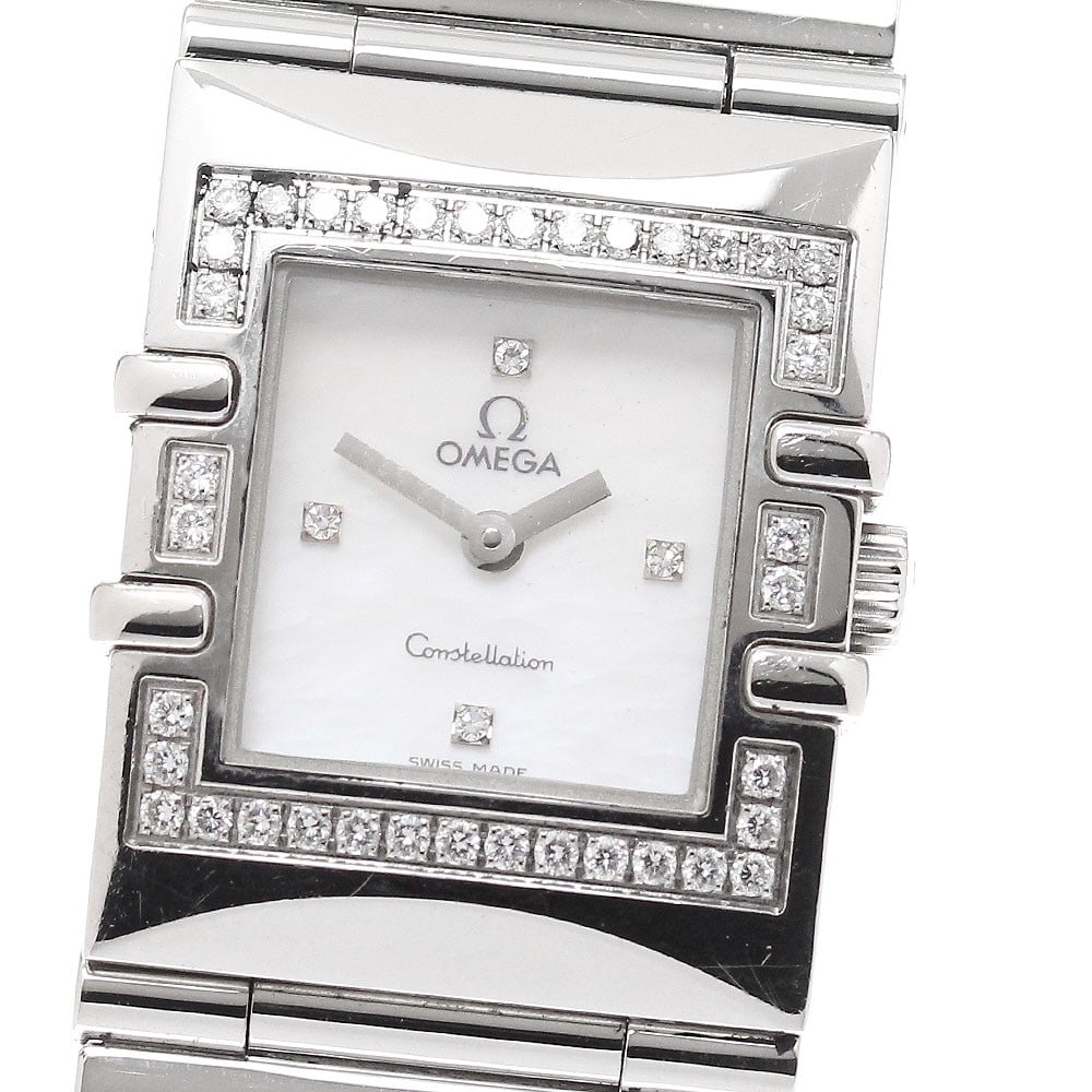 Omega Constellation Carre Quartz Ladies Stainless Steel Watch 1528.76: Omega Constellation Carre Quartz Ladies Stainless Steel Watch 1528.76 This OMEGA Constellation Carre ladies wristwatch features a white mother-of-pearl dial and is powered by a reliable quartz movemen
