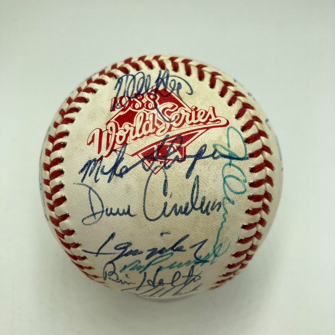 Official 1988 Dodgers Team Autographed World Series Baseball With PSA DNA COA (1 of 16)
