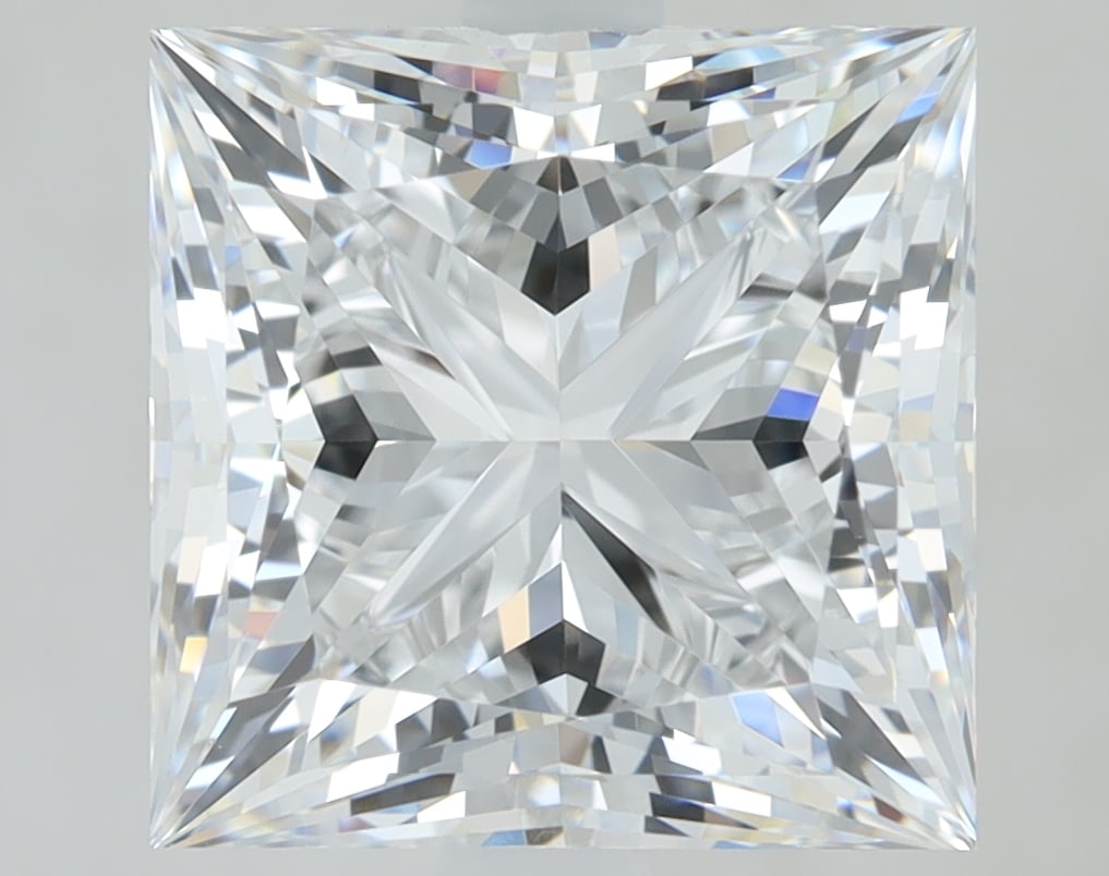 Loose Diamond - PRINCESS 5.07ct D VS1: Loose Diamond - PRINCESS 5.07ct D VS1 Source: This is a real non-mined Diamond that has been grown in a lab Shape: PRINCESS Carats: 5.07 Color: D Clarity: VS1 Certification: IGI Condition: Pre-Owned
