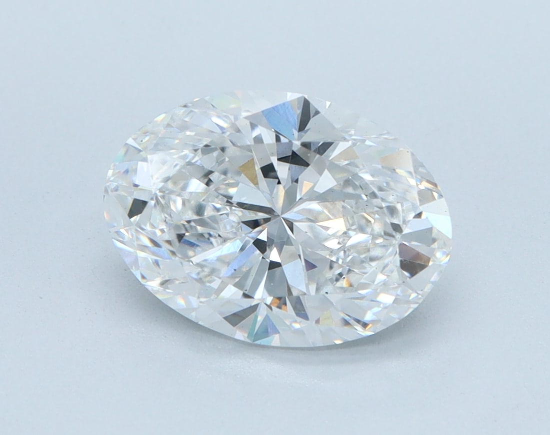 Loose Diamond - OVAL 2.04ct D VS2: Loose Diamond - OVAL 2.04ct D VS2 Source: This is a real non-mined Diamond that has been grown in a lab Shape: OVAL Carats: 2.04 Color: D Clarity: VS2 Certification: IGI Condition: Pre-Owned
