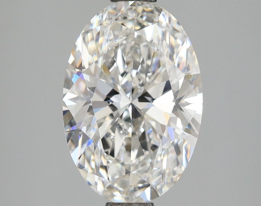 Loose Diamond - OVAL 3.1ct E VVS2: Loose Diamond - OVAL 3.1ct E VVS2 Source: This is a real non-mined Diamond that has been grown in a lab Shape: OVAL Carats: 3.1 Color: E Clarity: VVS2 Certification: IGI Video: