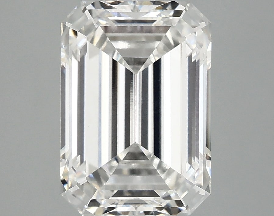 Loose Diamond - EMERALD 3.56ct F VVS2: Loose Diamond - EMERALD 3.56ct F VVS2 Source: This is a real non-mined Diamond that has been grown in a lab Shape: EMERALD Carats: 3.56 Color: F Clarity: VVS2 Certification: IGI Condition: Pre-Owned A
