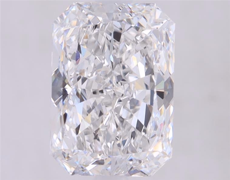 Loose Diamond - RADIANT 3.67ct D VVS1: Loose Diamond - RADIANT 3.67ct D VVS1 Source: This is a real non-mined Diamond that has been grown in a lab Shape: RADIANT Carats: 3.67 Color: D Clarity: VVS1 Certification: IGI Condition: Pre-Owned A