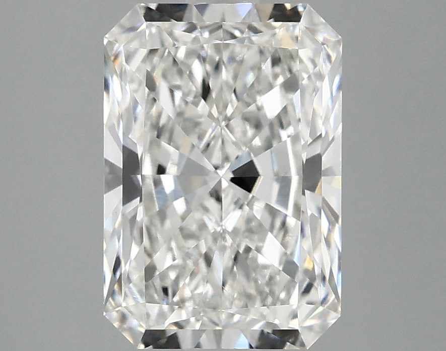 Loose Diamond - RADIANT 2.84ct F VVS2: Loose Diamond - RADIANT 2.84ct F VVS2 Source: This is a real non-mined Diamond that has been grown in a lab Shape: RADIANT Carats: 2.84 Color: F Clarity: VVS2 Certification: IGI Condition: Pre-Owned A