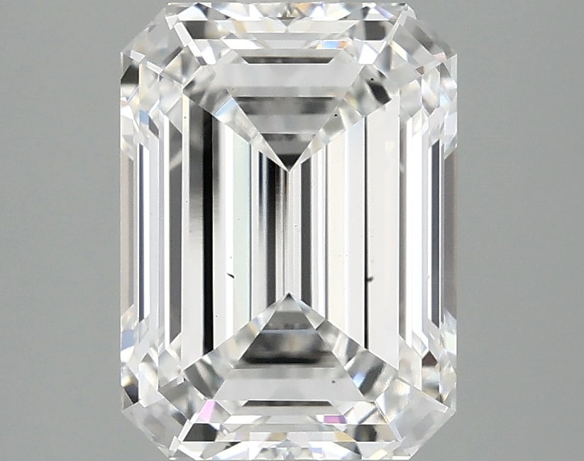 Loose Diamond - EMERALD 3.1ct E VS1: Loose Diamond - EMERALD 3.1ct E VS1 Source: This is a real non-mined Diamond that has been grown in a lab Shape: EMERALD Carats: 3.1 Color: E Clarity: VS1 Certification: IGI Condition: Pre-Owned Addit