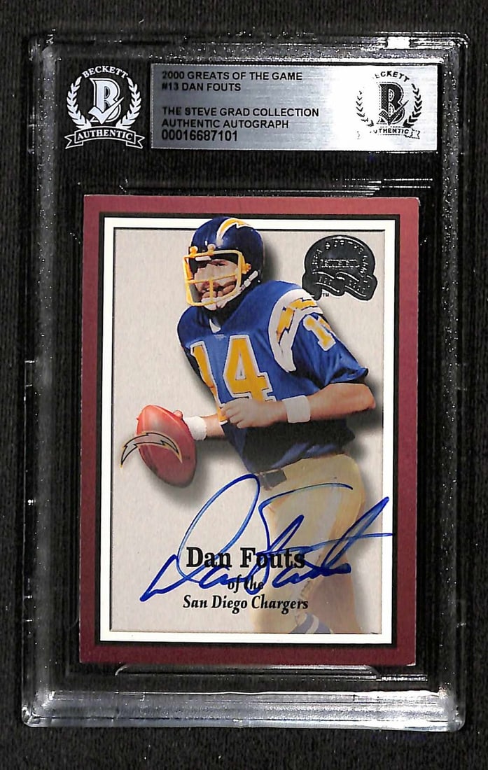 Dan Fouts Signed San Diego Chargers 2000 Greats Trading Card Beckett Authenticated: Dan Fouts Signed San Diego Chargers 2000 Greats Trading Card Beckett Authenticated This is an autographed 2000 Greats of the Game #13 sports trading card featuring Dan Fouts, a distinguished member of
