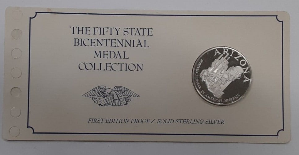 Arizona Sterling Silver Proof Medal from 1972 Bicentennial Fifty-State Series: Arizona Sterling Silver Proof Medal from 1972 Bicentennial Fifty-State Series This is a limited edition Franklin Mint Fifty-State Bicentennial Proof Silver Medal featuring the state of Arizona. Crafte