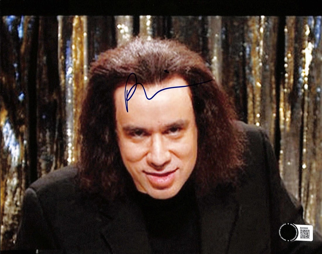 Fred Armisen Signed 8x10 SNL Photo with Beckett Certification: Fred Armisen Signed 8x10 SNL Photo with Beckett Certification This autographed 8x10 photograph features Fred Armisen, known for his work on the iconic TV show Saturday Night Live. The signature is in 