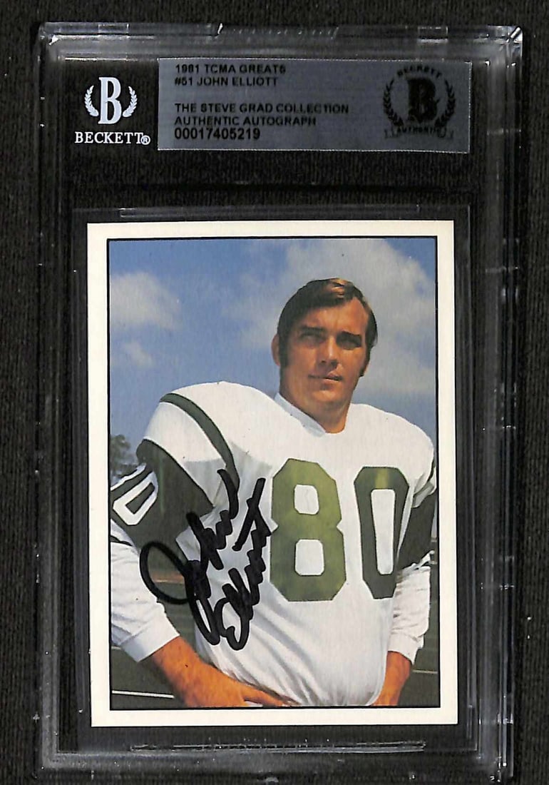 John Elliott Signed 1981 TCMA Greats #51 Card Beckett Authenticated: John Elliott Signed 1981 TCMA Greats #51 Card Beckett Authenticated This is an original 1981 TCMA Greats #51 sports trading card, featuring the autograph of John Elliott, a prominent Defensive Tackle 