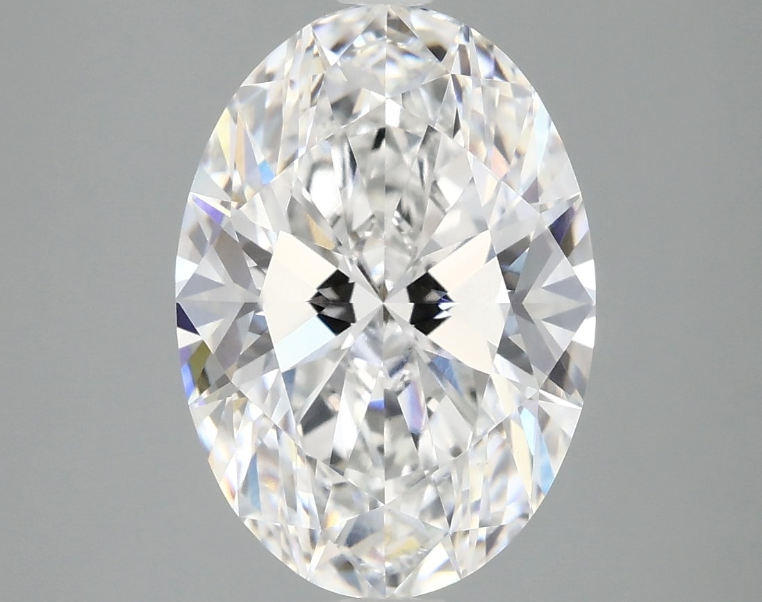 Loose Diamond - OVAL 4.05ct D VVS2: Loose Diamond - OVAL 4.05ct D VVS2 Source: This is a real non-mined Diamond that has been grown in a lab Shape: OVAL Carats: 4.05 Color: D Clarity: VVS2 Certification: IGI Condition: Pre-Owned Additio