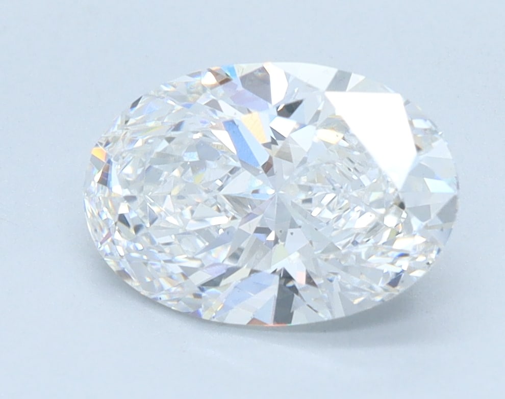 Loose Diamond - OVAL 1.59ct D VS2: Loose Diamond - OVAL 1.59ct D VS2 Source: This is a real non-mined Diamond that has been grown in a lab Shape: OVAL Carats: 1.59 Color: D Clarity: VS2 Certification: IGI Condition: Pre-Owned Additiona