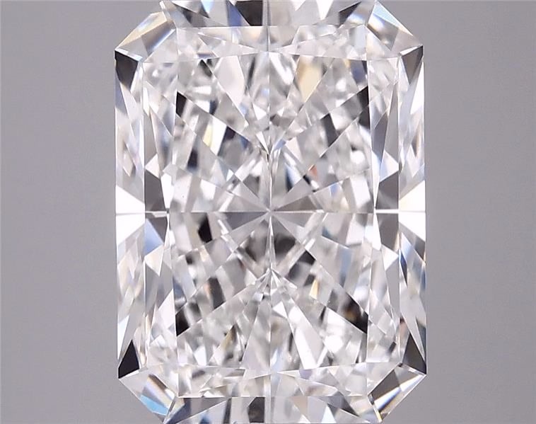 Loose Diamond - RADIANT 3.46ct F VS1: Loose Diamond - RADIANT 3.46ct F VS1 Source: This is a real non-mined Diamond that has been grown in a lab Shape: RADIANT Carats: 3.46 Color: F Clarity: VS1 Certification: IGI Condition: Pre-Owned Add