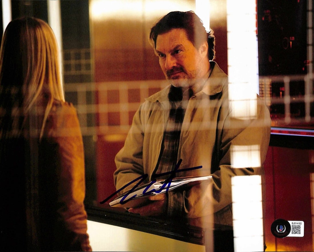 Stephen Root Signed 8x10 Photo as Bill Prady 24 BECKETT Certified: Stephen Root Signed 8x10 Photo as Bill Prady 24 BECKETT Certified This is an authentic, signed 8x10 color photograph of actor Stephen Root as Bill Prady from Season 8 of the TV show 24. The photograph