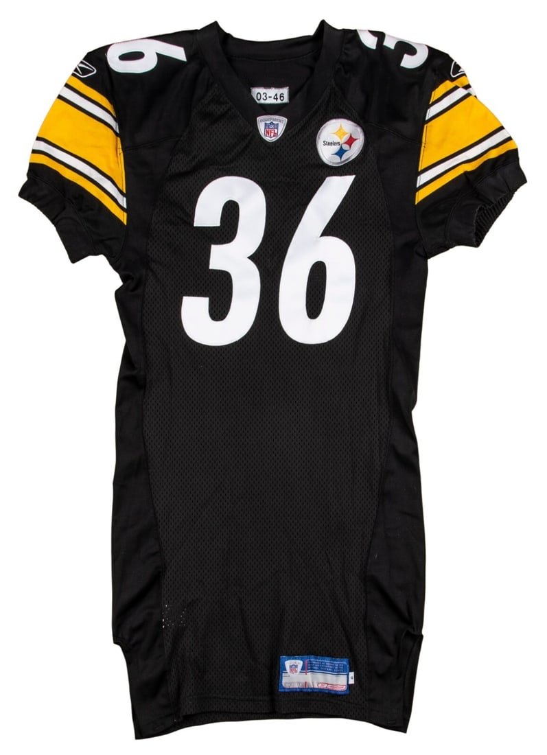 Jerome Bettis Signed 2003 Steelers Jersey with MEARS and JSA COA: Jerome Bettis Signed 2003 Steelers Jersey with MEARS and JSA COA This is a team-issued black jersey from the 2003 Pittsburgh Steelers, signed by Hall of Famer Jerome Bettis. The jersey, crafted by Ree