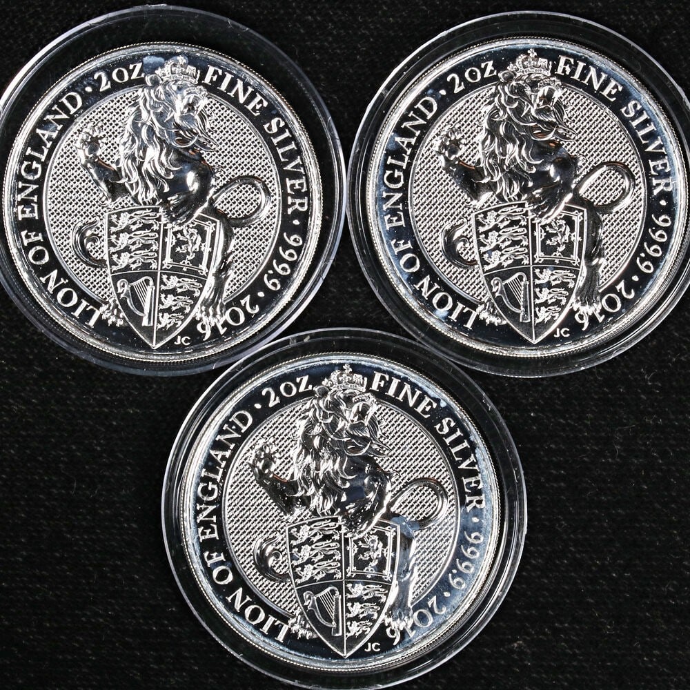 3 coin lot 2016 Great Britain 2 oz Silver Queens Beast Lion of England: 3 coin lot 2016 Great Britain 2 oz Silver Queens Beast Lion of England This listing features a lot of three original 2016 Great Britain 2 Ounce Silver Queen's Beast Lion of England coins. Each coin is
