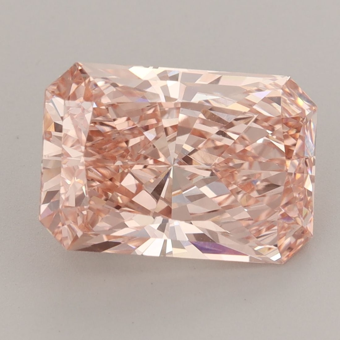Loose Diamond - RADIANT 5.08ct Fancy Intense Pink VVS2: Loose Diamond - RADIANT 5.08ct Fancy Intense Pink VVS2 Source: This is a real non-mined Diamond that has been grown in a lab Shape: RADIANT Carats: 5.08 Color: Fancy Intense Pink Certification: IGI Vi