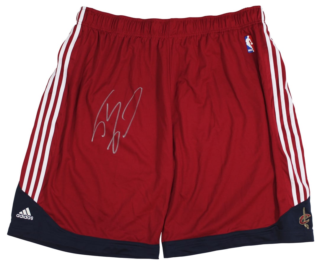 Shaquille O Neal Cavaliers signed Adidas practice shorts BAS witnessed (1 of 5)