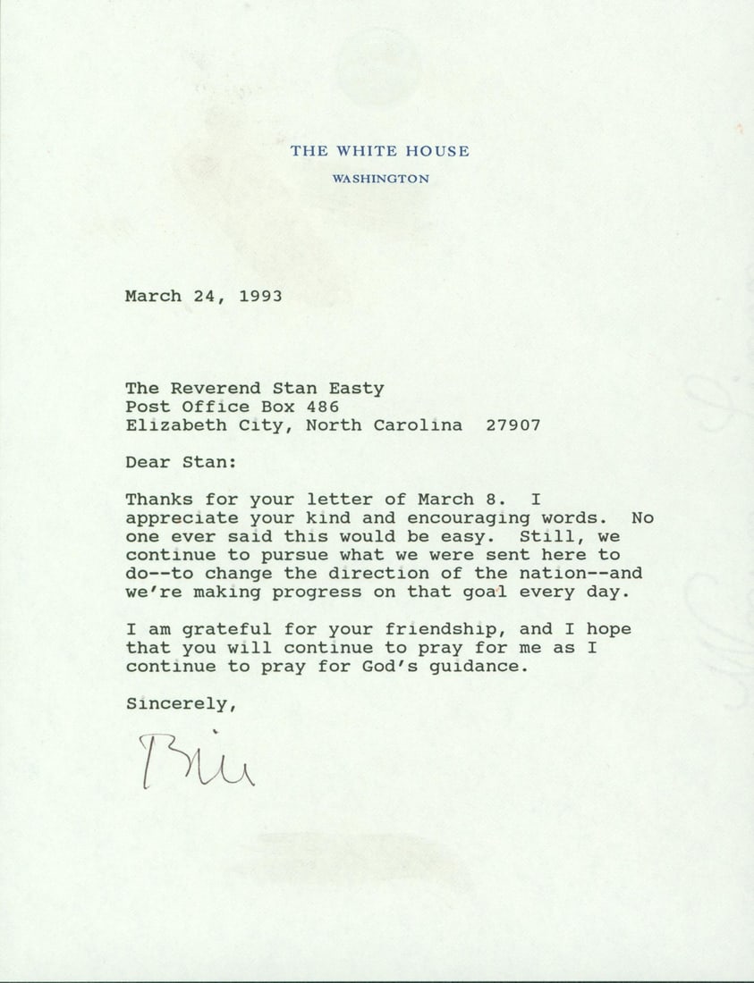 Bill Clinton Signed 6.75x9 Letter on White House Letterhead COA Beckett: Bill Clinton Signed 6.75x9 Letter on White House Letterhead COA Beckett This remarkable item features a 6.75x9 typed letter dated March 24, 1993, personally signed by Bill Clinton on official White Ho
